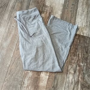 yoga pants